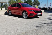 Test Škoda Octavia RS iV, plug-in hybridní sportovec – První jízdní dojmy
