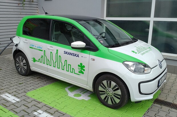 Elektromobilita je životní styl, běžného uživatele zatím čeká nemálo nástrah