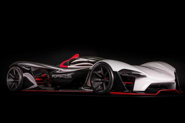 Porsche zveřejnilo dosud tajné koncepty. Vyčnívá ten simulující jízdu ve formuli E