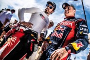 Trojnásobný dakarský vítěz Carlos Sainz se dohodl na působení v Extreme E