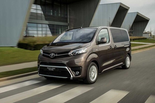 Toyota představila Proace Verso Electric, nemá záruku milion kilometrů na baterii