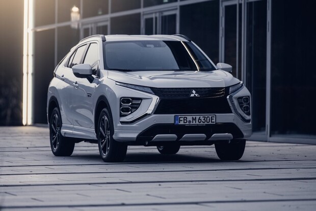 Mitsubishi začíná prodávat Eclipse Cross PHEV, do Česka přijde příští rok