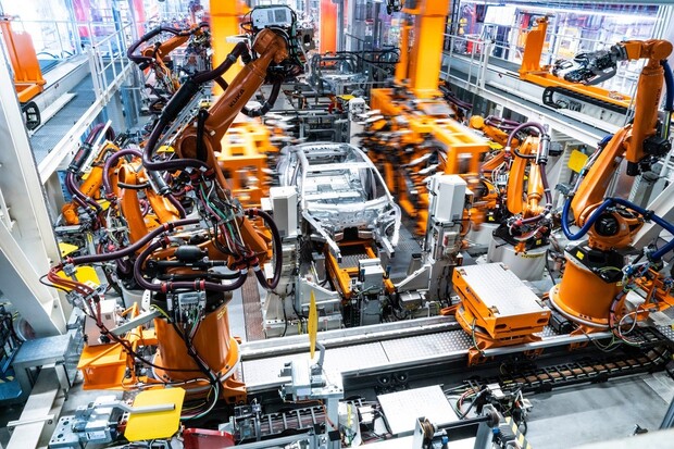 Audi zahajuje výrobu elektromobilu e-tron GT. Bude uhlíkově neutrální