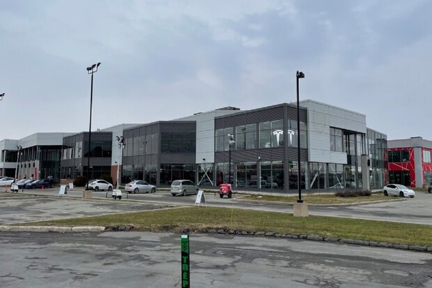 Tesla jde za rekordem v dodávkách svých vozů