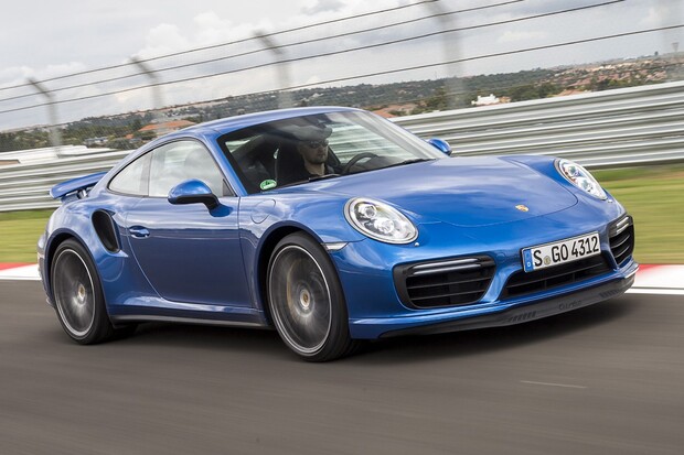Porsche pracuje na dvou verzích plug-in hybridní 911. Na trh dorazí s novou generací