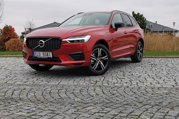 Volvo slaví úspěch. Za rok prodalo přes 77 tisíc plug-in hybridů a elektromobilů