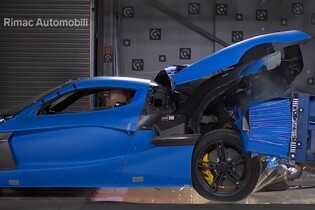 Náraz za 40 milionů Kč. Podívejte se na crash test elektromobilu Rimac