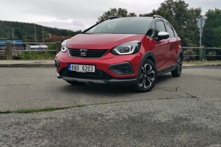 Otestovali jsme, jakou reálnou spotřebu má Honda Jazz Crosstar Hybrid