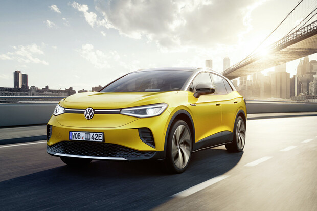 Prodeje elektromobilů celosvětově letí vzhůru. Rekordy padaly v Německu i Británii