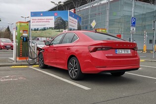 Spotřeba benzínu a elektrický dojezd plug-in hybridu Škoda Octavia iV
