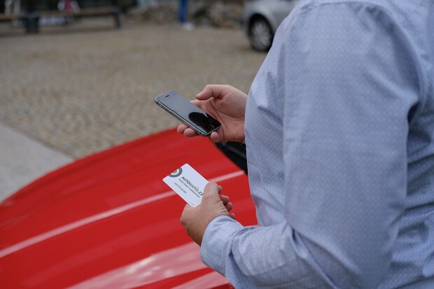 Carsharingy GoDrive a Autonapůl spojují síly a zvýhodňují vzájemné výpůjčky