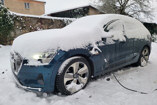 Dokáže tuhý mráz vybít baterku elektromobilu? Zkusili jsme to na vlastní kůži
