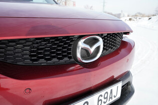 Mazda testuje svůj první elektromobil na vlastní elektrické platformě