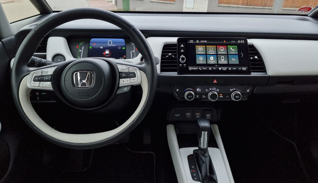 Honda Jazz e:HEV a její chytré technologie