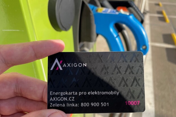 Axigon rozšiřuje služby. Nově ve spolupráci s PRE zajišťuje i instalaci nabíječek