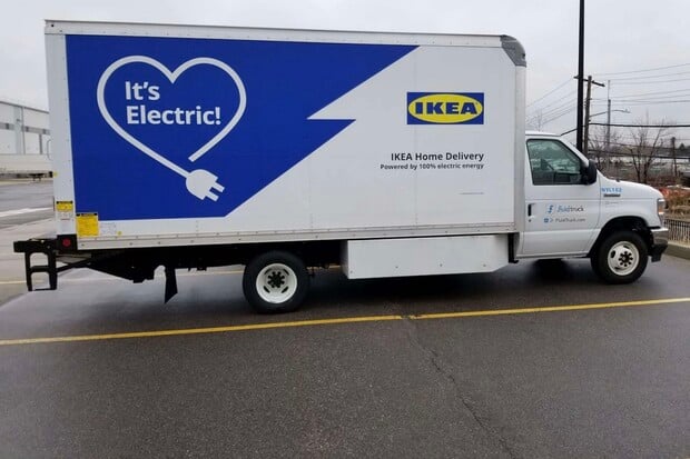 IKEA nasadí v New Yorku čistě elektrické dodávky. Stane se tak již za měsíc