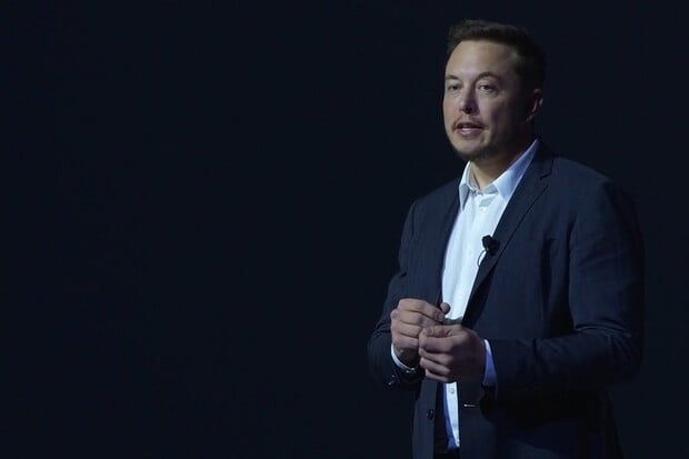 Elon Musk: Tesla bude do 8 let největší automobilkou světa. S velkým náskokem