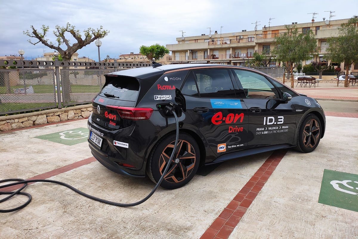 Česká posádka dnes odstartuje eco rally ve Valencii s VW ID.3 | fDrive.cz
