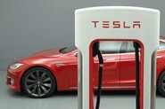 Tesla zdražila nabíjení na Superchargerech. Máme kompletní ceny v Česku i Evropě