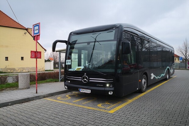 11 Mercedesů-Benz eCitaro se chystá do provozu v Rakousku