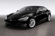 Tesla svolává 123 tisíc Modelů S. Důvodem je reznutí šroubů