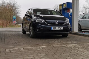 Otestovali jsme, jakou reálnou spotřebu má v zimě Honda Jazz Hybrid
