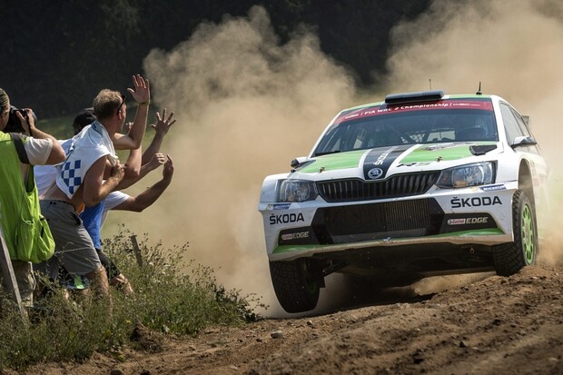 Andreas Mikkelsen za volantem Fabie RX1e. Tolik superlativů jste ještě neslyšeli