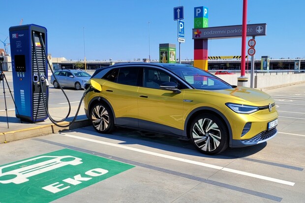 Jaká je reálná degradace baterie elektromobilů podle měření Bjørna Nylanda? 