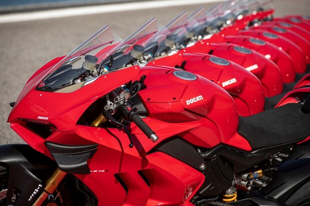 Už víme, proč Ducati zatím nechce vyrábět elektrické motocykly