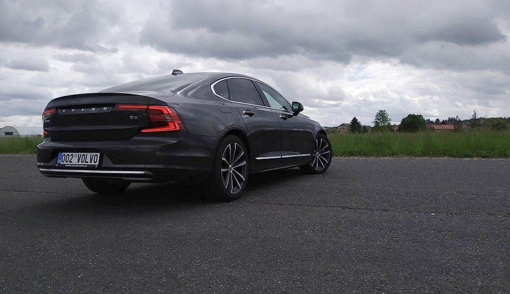 Volvo S90 B6 AWD (2021)