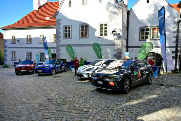 Letošní Czech New Energies Rallye ovládly elektromobily z Dálného východu
