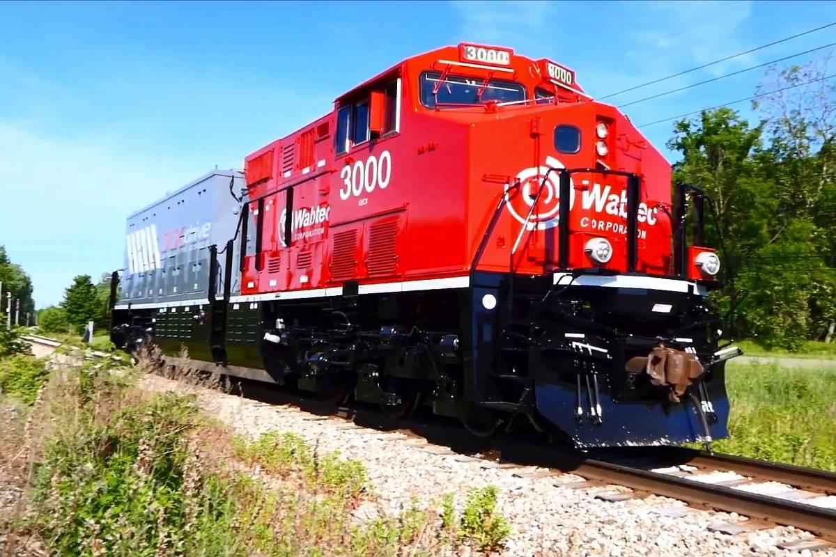 Plug-in hybrid o výkonu 4 400 koní? Pro lokomotivu GE/Wabtec GECX 3000 ...