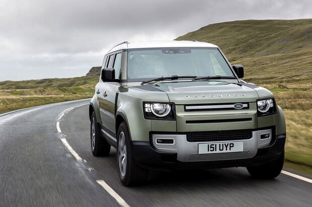 Chystaný elektrický Defender se bude vyrábět na Slovensku