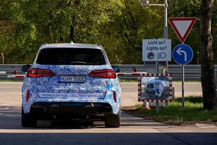 BMW finišuje testy vodíkového X5. Příští rok vznikne malá série