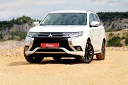Test Mitsubishi Outlander PHEV – Poslední trénink před elektromobilem