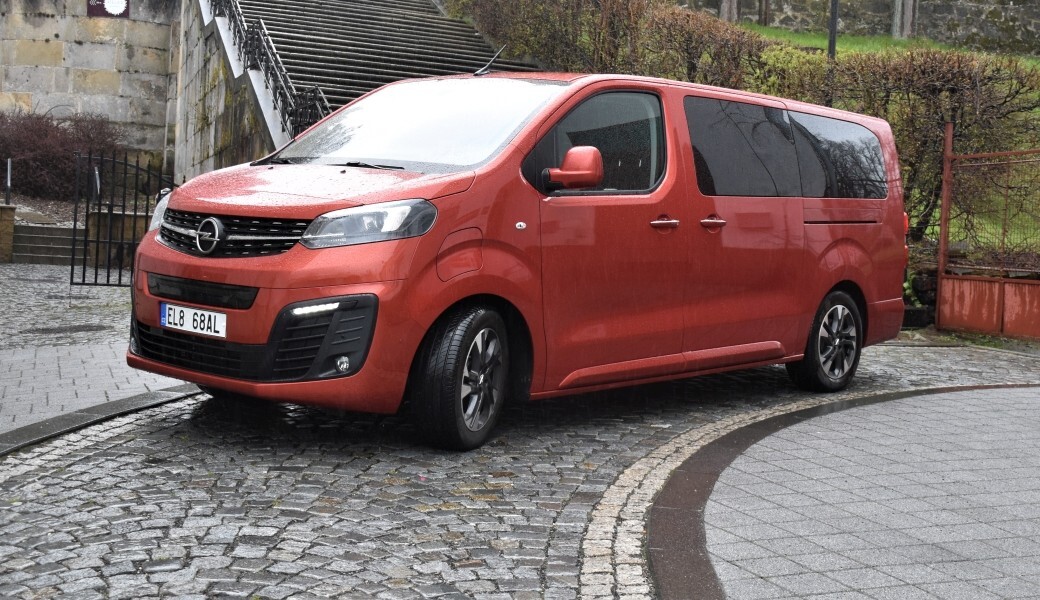 Opel Zafira-e