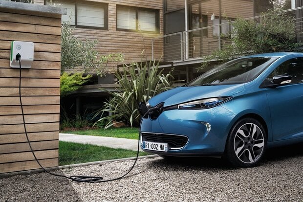 Renault ZOE míří do ČR. Dočkáme se ho příští rok