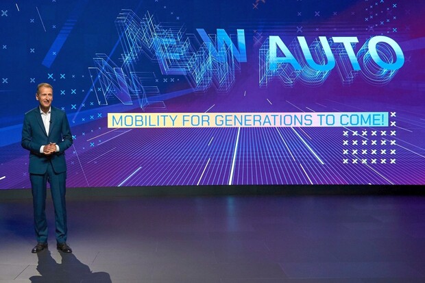 Volkswagen chce vstoupit do nové dekády bez emisí a bez řidičů