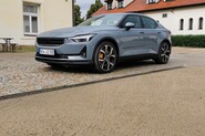 Test Polestar 2. Thorovo elektrické kladivo – První jízdní dojmy v Česku