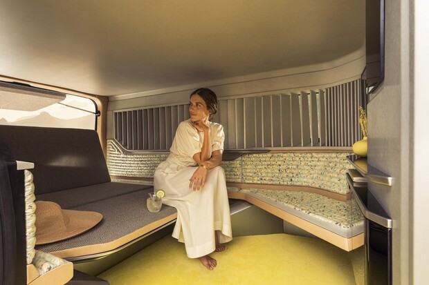 Pětihvězdičkový hotel na kolech? Podívejte se na elektrický koncept Renault Hippie