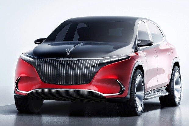 Mercedes-Maybach EQS SUV vyfocen téměř bez maskování