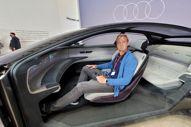 Náš pohled na Audi grandsphere Concept. Svět bude krásnější