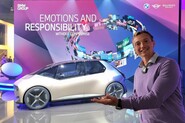 BMW i Vision Circular na vlastní oči. Ještě menší, než jsme doufali – IAA Mnichov 2021