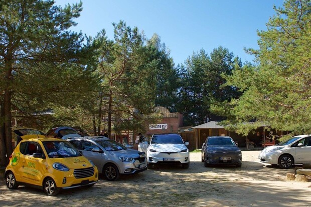 Pozvánka na 4. elektrowesternový sraz v Boskovicích a na konferenci o elektromobilitě