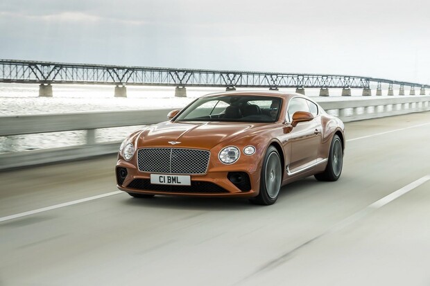 Bentley zvažuje plug-in hybridní verzi modelu Continental GT, dorazit má brzy
