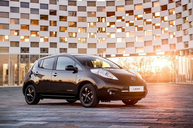 Limitovaný Nissan Leaf v černém provedení k mání od března