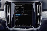Volvo pomůže řidičům dojet elektromobilem dále
