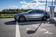 Mercedes třídy C přijíždí do Česka i jako plug-in hybrid
