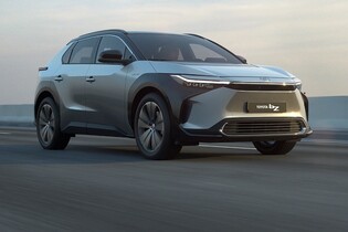 Toyota mění strategii pojmenování elektromobilů