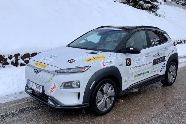 Česko-bulharská posádka přivezla z Dolomit krásné druhé místo